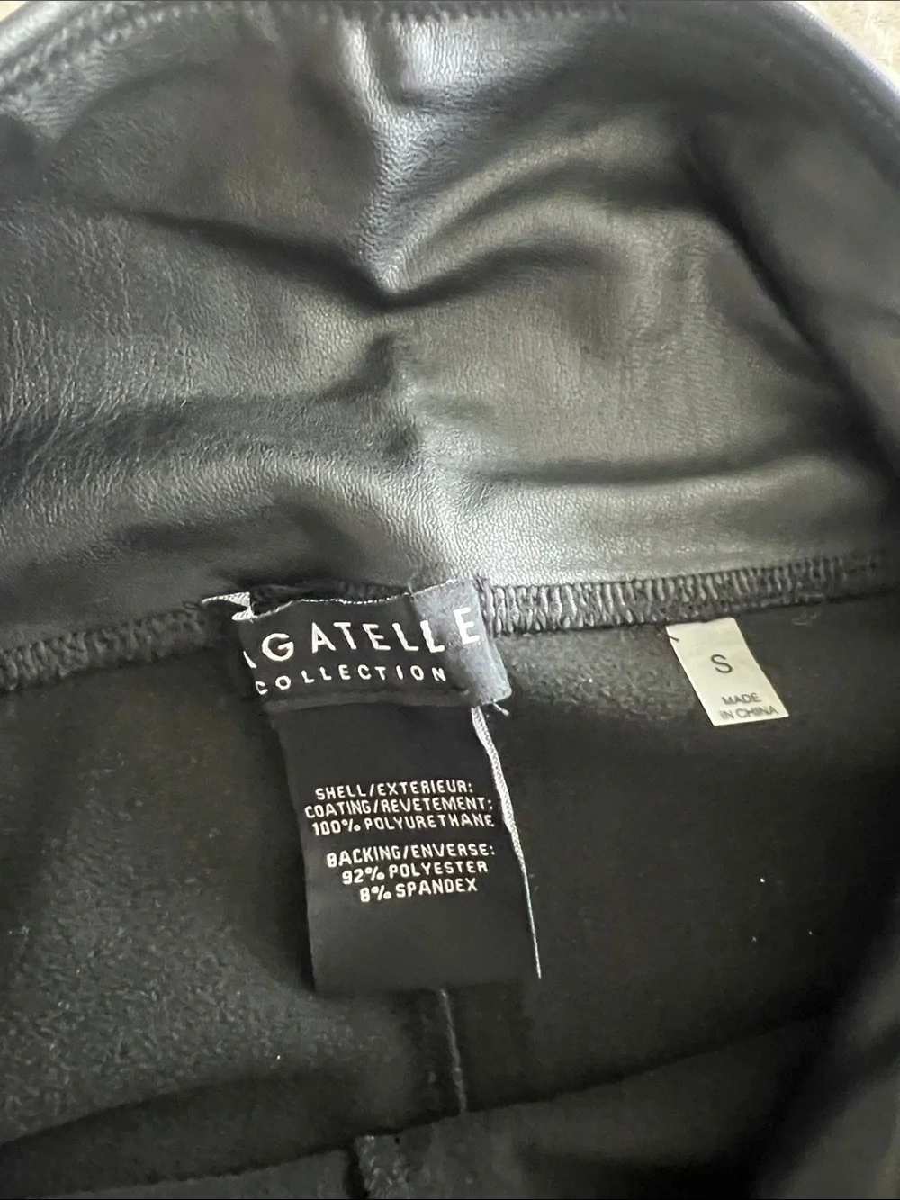 Faux Leather High-Waist Leggings - Black - Picture 2 of 6